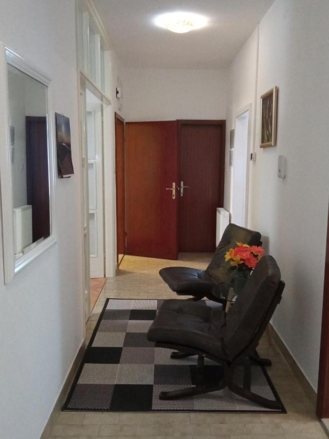שיבניק Apartments Sunag מראה חיצוני תמונה