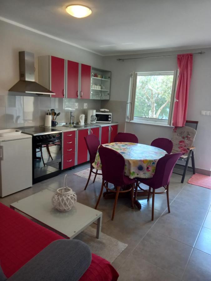שיבניק Apartments Sunag מראה חיצוני תמונה
