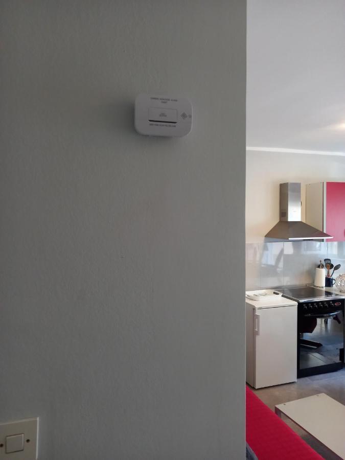 שיבניק Apartments Sunag מראה חיצוני תמונה