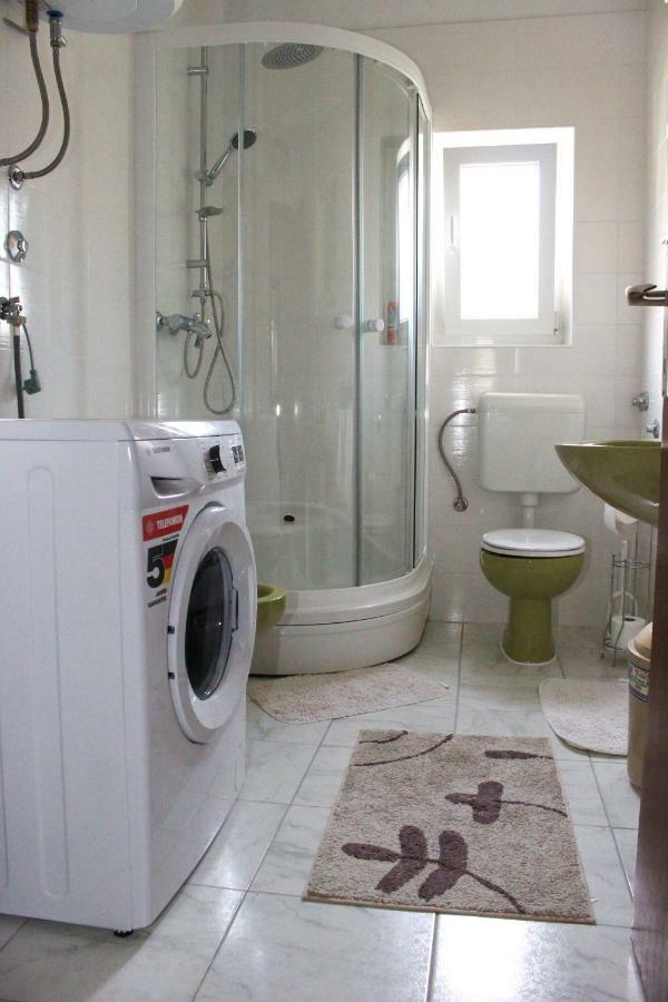 שיבניק Apartments Sunag מראה חיצוני תמונה